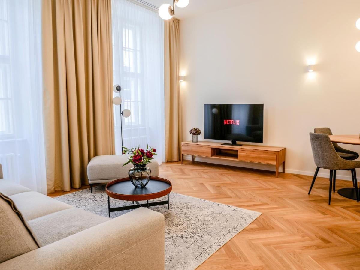 Laurinska 1 Apartments Bratislava Ngoại thất bức ảnh