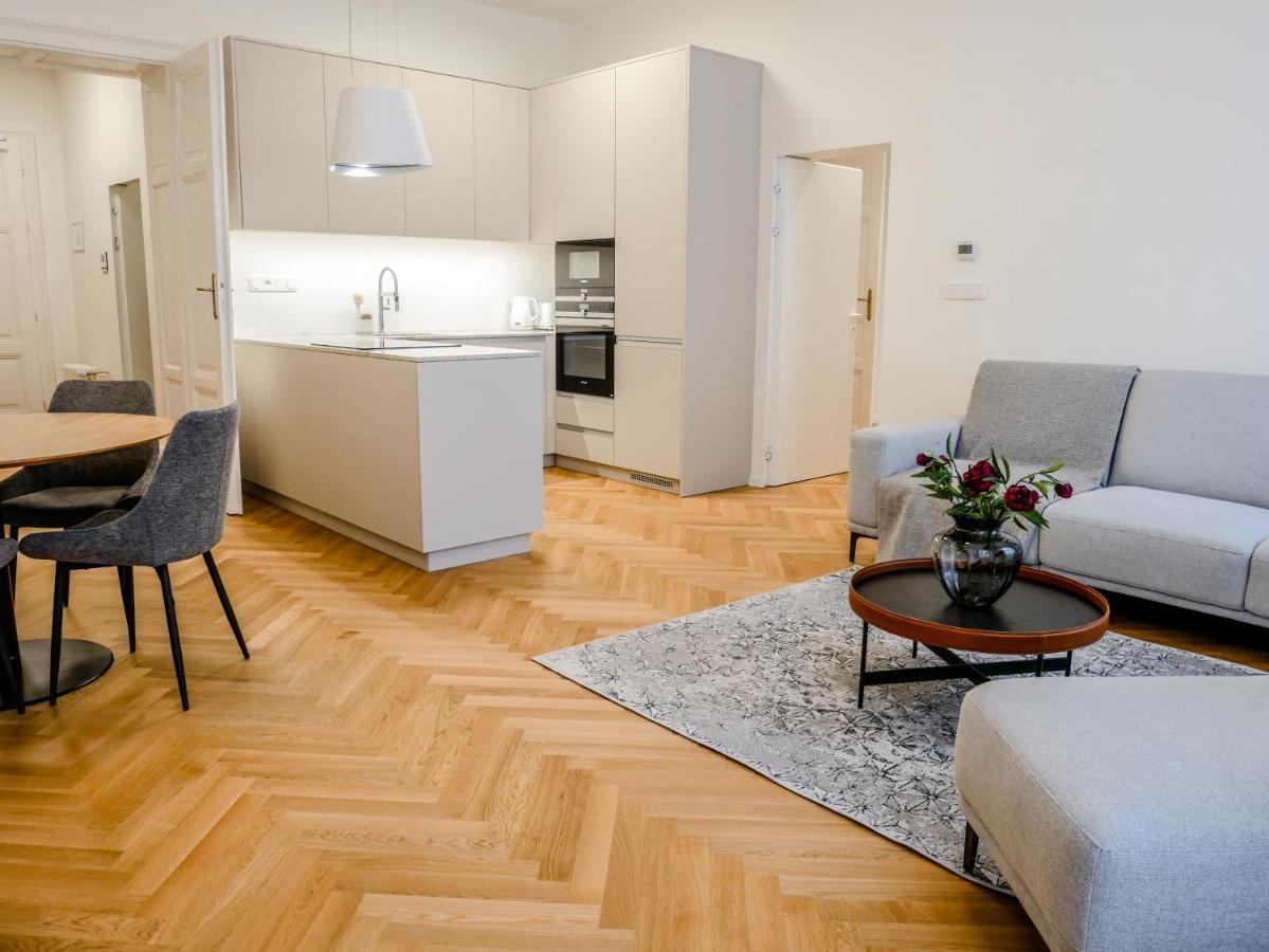 Laurinska 1 Apartments Bratislava Ngoại thất bức ảnh