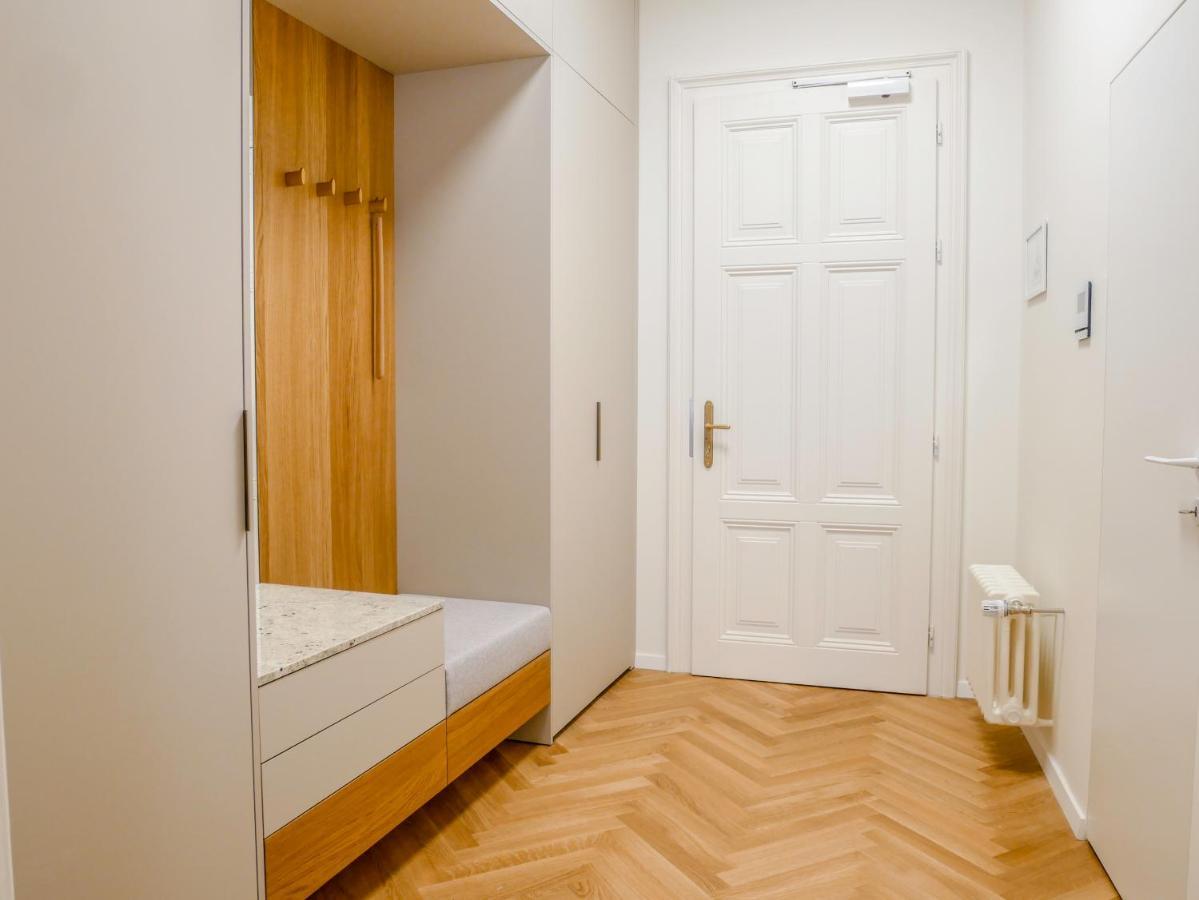 Laurinska 1 Apartments Bratislava Ngoại thất bức ảnh
