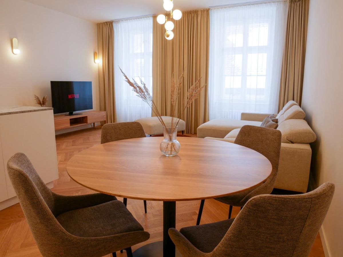 Laurinska 1 Apartments Bratislava Ngoại thất bức ảnh