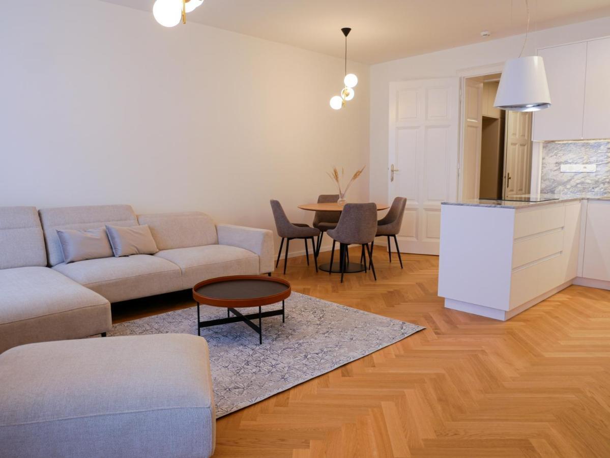 Laurinska 1 Apartments Bratislava Ngoại thất bức ảnh