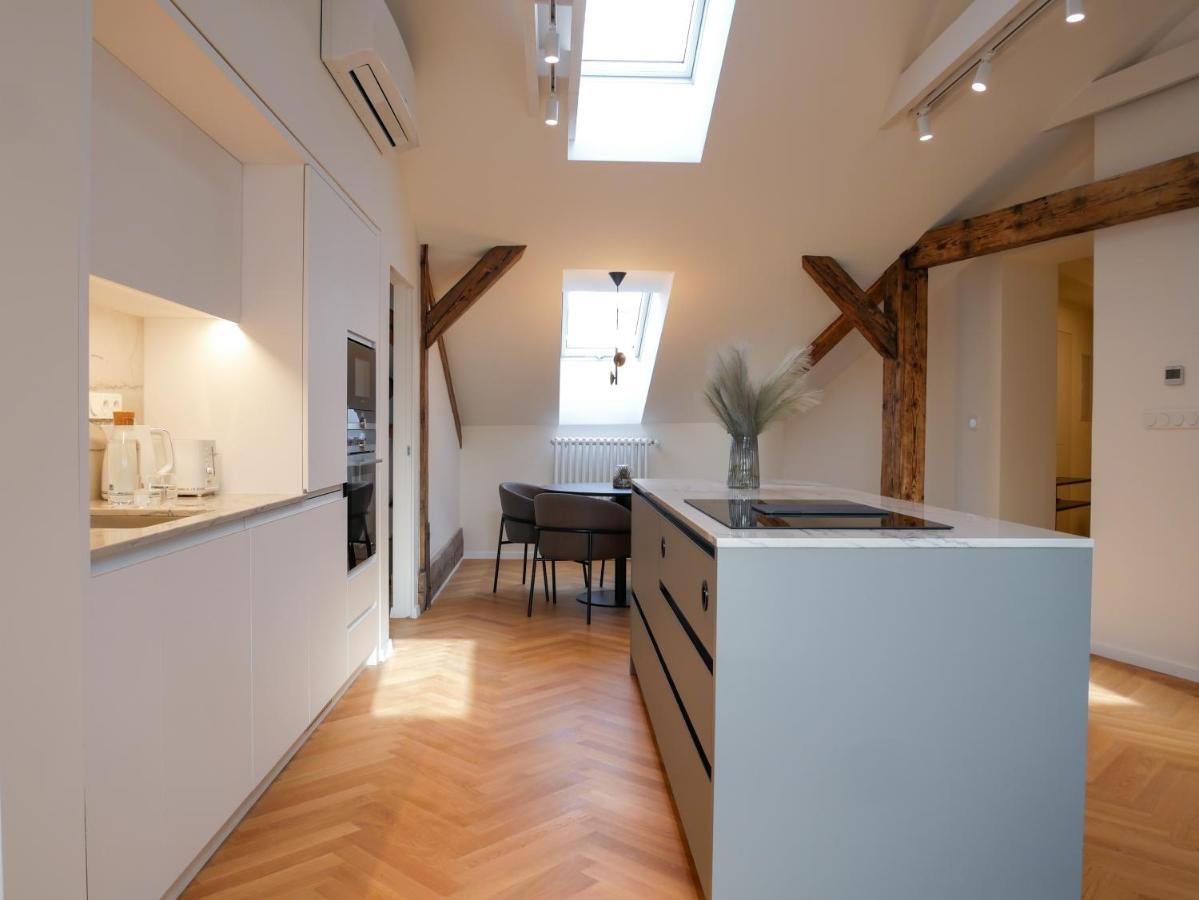 Laurinska 1 Apartments Bratislava Ngoại thất bức ảnh